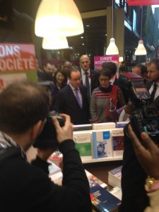 François Hollande au salon du livre de Paris 2015